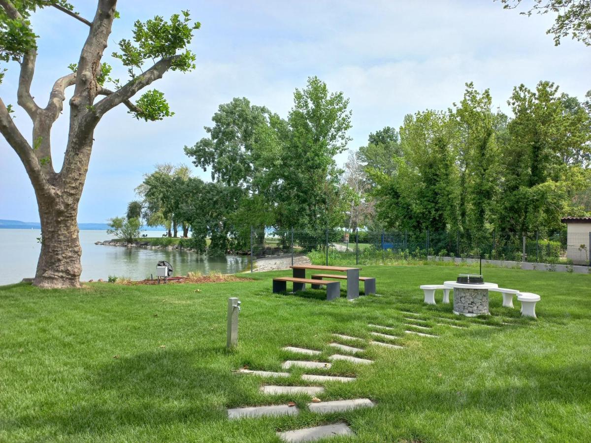 Platán Beach Apartman Balatonboglár Exterior foto