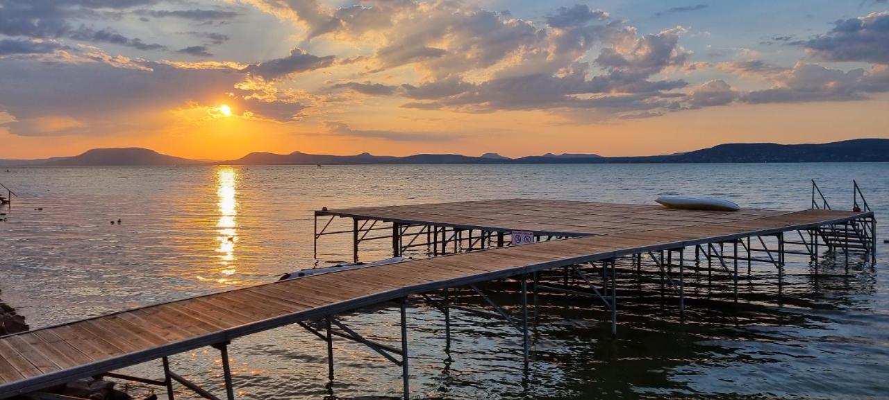 Platán Beach Apartman Balatonboglár Exterior foto